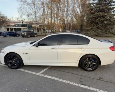 БМВ 5 Серия 2013 в Кривом Роге на Automoto.ua Белый БМВ 5 Серия, объемом двигателя 2 л и пробегом 260 тыс. км за 13500 $, фото 4 на Automoto.ua