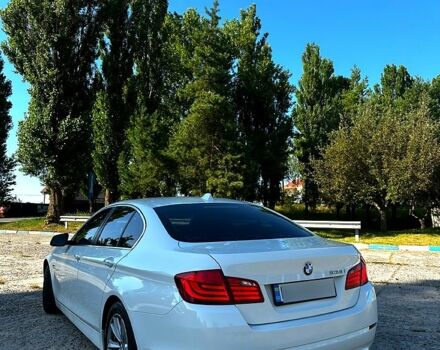 Білий БМВ 5 Серія, об'ємом двигуна 2 л та пробігом 205 тис. км за 14300 $, фото 2 на Automoto.ua