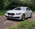 Белый БМВ 5 Серия, объемом двигателя 2.99 л и пробегом 171 тыс. км за 13500 $, фото 1 на Automoto.ua