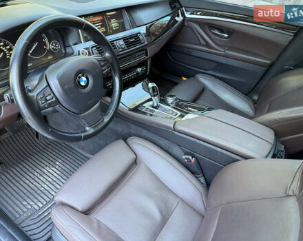 Білий БМВ 5 Серія, об'ємом двигуна 2.99 л та пробігом 330 тис. км за 18900 $, фото 11 на Automoto.ua