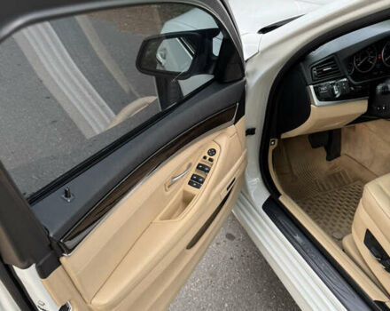 Белый БМВ 5 Серия, объемом двигателя 2 л и пробегом 196 тыс. км за 14300 $, фото 4 на Automoto.ua