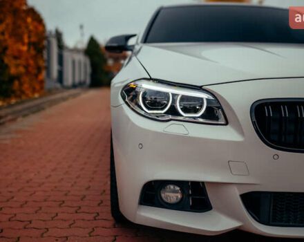 Белый БМВ 5 Серия, объемом двигателя 2 л и пробегом 282 тыс. км за 17500 $, фото 12 на Automoto.ua