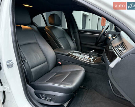 Білий БМВ 5 Серія, об'ємом двигуна 2 л та пробігом 200 тис. км за 12900 $, фото 17 на Automoto.ua