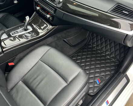 Білий БМВ 5 Серія, об'ємом двигуна 2.98 л та пробігом 143 тис. км за 20300 $, фото 25 на Automoto.ua