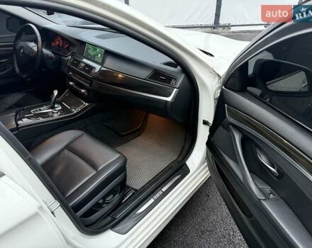 Белый БМВ 5 Серия, объемом двигателя 2 л и пробегом 241 тыс. км за 13489 $, фото 22 на Automoto.ua