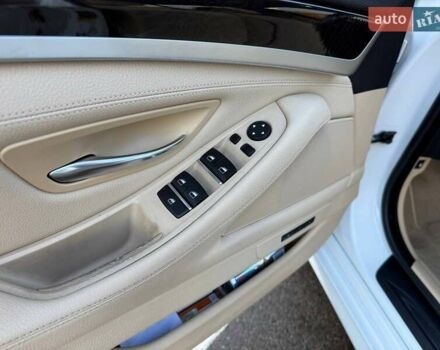 Білий БМВ 5 Серія, об'ємом двигуна 2 л та пробігом 216 тис. км за 13990 $, фото 11 на Automoto.ua