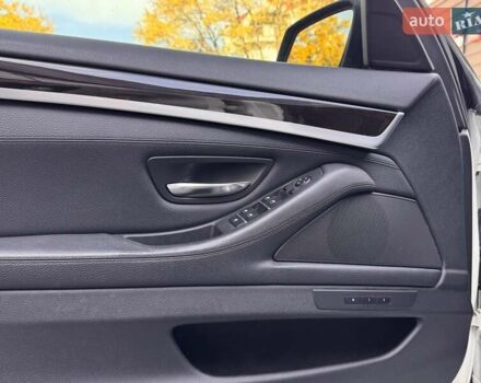 Белый БМВ 5 Серия, объемом двигателя 2 л и пробегом 148 тыс. км за 17900 $, фото 10 на Automoto.ua