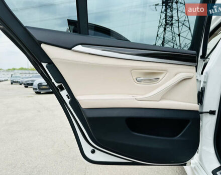 Белый БМВ 5 Серия, объемом двигателя 2 л и пробегом 161 тыс. км за 17000 $, фото 15 на Automoto.ua