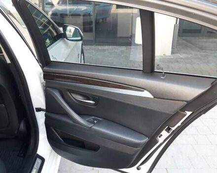 Белый БМВ 5 Серия, объемом двигателя 2 л и пробегом 206 тыс. км за 18000 $, фото 10 на Automoto.ua