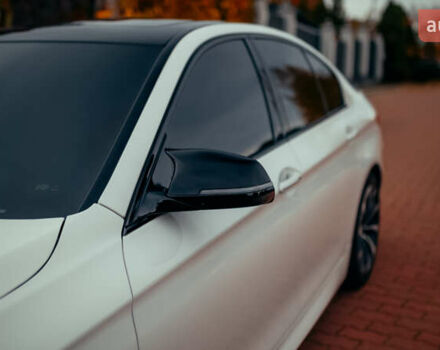 Белый БМВ 5 Серия, объемом двигателя 2 л и пробегом 282 тыс. км за 17500 $, фото 5 на Automoto.ua