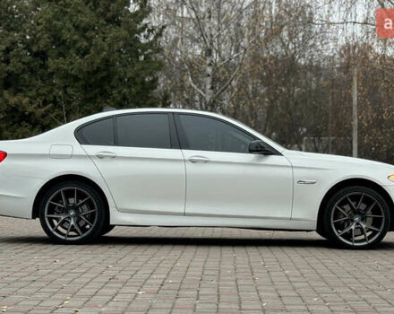 Белый БМВ 5 Серия, объемом двигателя 2.98 л и пробегом 262 тыс. км за 15500 $, фото 6 на Automoto.ua