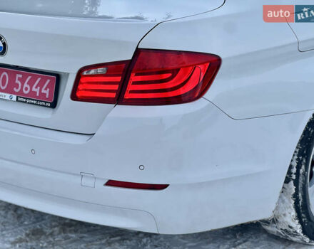 Білий БМВ 5 Серія, об'ємом двигуна 2 л та пробігом 167 тис. км за 12999 $, фото 13 на Automoto.ua