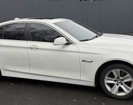 Белый БМВ 5 Серия, объемом двигателя 2 л и пробегом 241 тыс. км за 13489 $, фото 4 на Automoto.ua