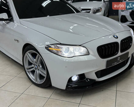 Білий БМВ 5 Серія, об'ємом двигуна 2.99 л та пробігом 330 тис. км за 19700 $, фото 4 на Automoto.ua