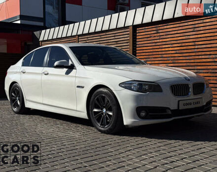 БМВ 5 Серия 2013 в Одессе на Automoto.ua Белый БМВ 5 Серия, объемом двигателя 2 л и пробегом 187 тыс. км за 15500 $, фото 8 на Automoto.ua