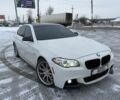 Белый БМВ 5 Серия, объемом двигателя 3 л и пробегом 160 тыс. км за 17500 $, фото 1 на Automoto.ua