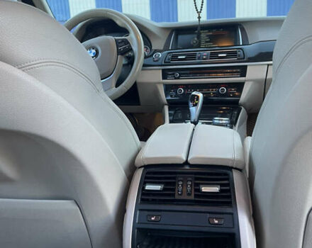 БМВ 5 Серия 2013 в Одессе на Automoto.ua Белый БМВ 5 Серия, объемом двигателя 2 л и пробегом 229 тыс. км за 16400 $, фото 12 на Automoto.ua