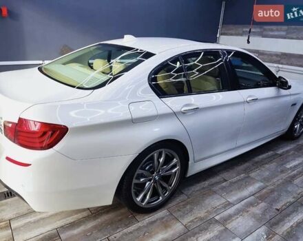 Белый БМВ 5 Серия, объемом двигателя 2.99 л и пробегом 150 тыс. км за 21000 $, фото 2 на Automoto.ua