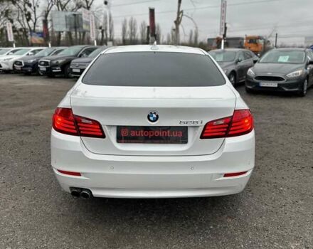 Білий БМВ 5 Серія, об'ємом двигуна 2 л та пробігом 259 тис. км за 13000 $, фото 11 на Automoto.ua