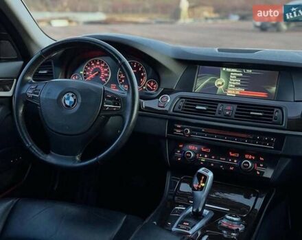 Білий БМВ 5 Серія, об'ємом двигуна 2 л та пробігом 292 тис. км за 12000 $, фото 9 на Automoto.ua