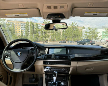 Білий БМВ 5 Серія, об'ємом двигуна 2 л та пробігом 218 тис. км за 13800 $, фото 15 на Automoto.ua