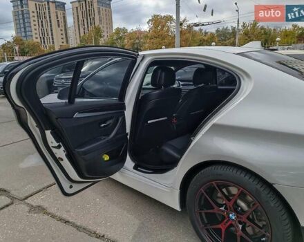 Білий БМВ 5 Серія, об'ємом двигуна 2 л та пробігом 213 тис. км за 13790 $, фото 14 на Automoto.ua
