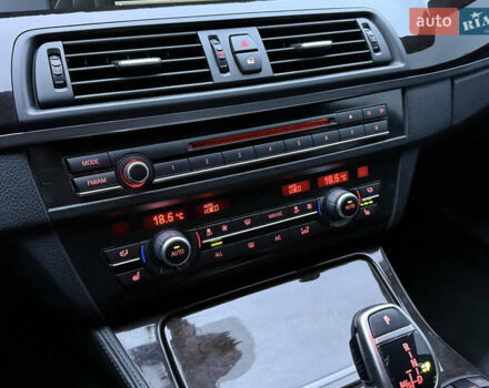 Білий БМВ 5 Серія, об'ємом двигуна 2 л та пробігом 200 тис. км за 12900 $, фото 35 на Automoto.ua