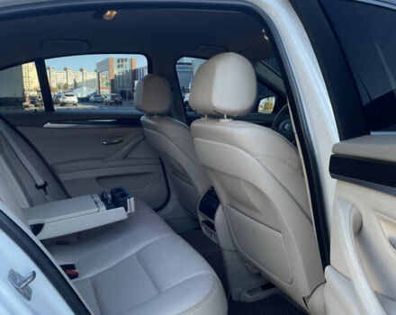 БМВ 5 Серия 2013 в Одессе на Automoto.ua Белый БМВ 5 Серия, объемом двигателя 2 л и пробегом 229 тыс. км за 16400 $, фото 10 на Automoto.ua