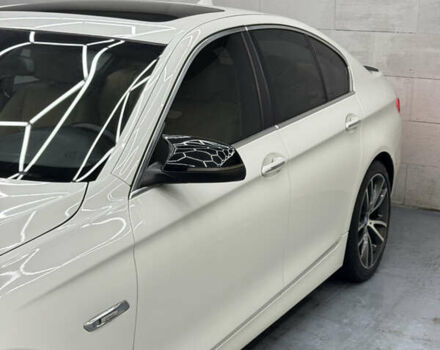 Білий БМВ 5 Серія, об'ємом двигуна 2 л та пробігом 220 тис. км за 14500 $, фото 11 на Automoto.ua