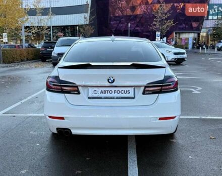 Білий БМВ 5 Серія, об'ємом двигуна 2 л та пробігом 216 тис. км за 13990 $, фото 4 на Automoto.ua