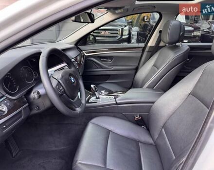 Белый БМВ 5 Серия, объемом двигателя 2 л и пробегом 148 тыс. км за 17900 $, фото 7 на Automoto.ua