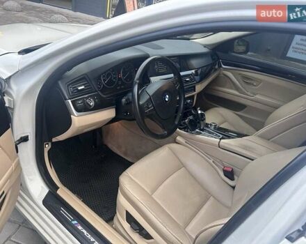 Білий БМВ 5 Серія, об'ємом двигуна 2 л та пробігом 214 тис. км за 14700 $, фото 10 на Automoto.ua
