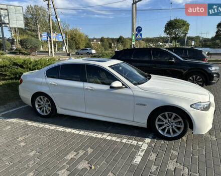 Белый БМВ 5 Серия, объемом двигателя 2.98 л и пробегом 157 тыс. км за 12500 $, фото 2 на Automoto.ua