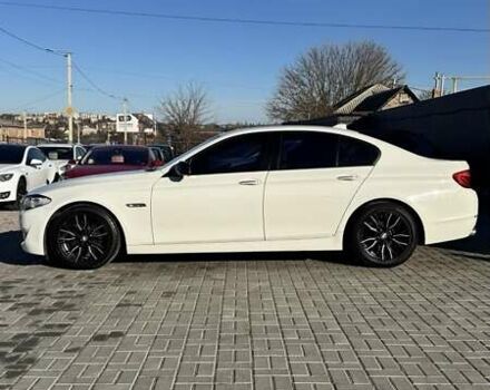 Білий БМВ 5 Серія, об'ємом двигуна 2 л та пробігом 271 тис. км за 13700 $, фото 1 на Automoto.ua