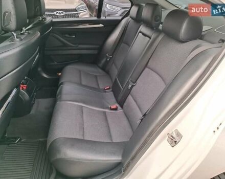 Білий БМВ 5 Серія, об'ємом двигуна 2 л та пробігом 213 тис. км за 13790 $, фото 13 на Automoto.ua