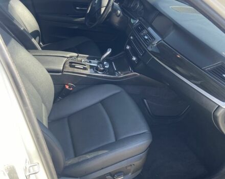 Белый БМВ 5 Серия, объемом двигателя 2 л и пробегом 158 тыс. км за 12500 $, фото 9 на Automoto.ua