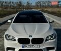 Белый БМВ 5 Серия, объемом двигателя 2.99 л и пробегом 215 тыс. км за 18800 $, фото 1 на Automoto.ua