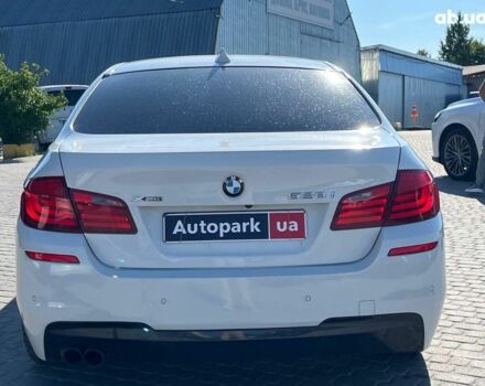 Білий БМВ 5 Серія, об'ємом двигуна 2 л та пробігом 215 тис. км за 12990 $, фото 5 на Automoto.ua