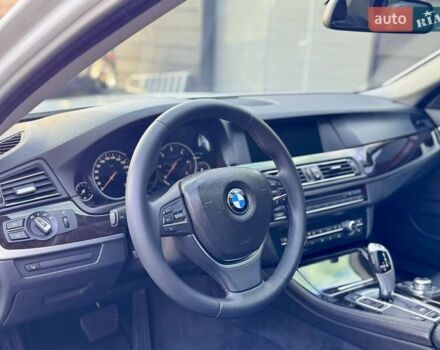 Белый БМВ 5 Серия, объемом двигателя 2 л и пробегом 148 тыс. км за 17900 $, фото 15 на Automoto.ua