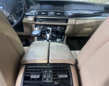 Білий БМВ 5 Серія, об'ємом двигуна 2 л та пробігом 214 тис. км за 14700 $, фото 9 на Automoto.ua