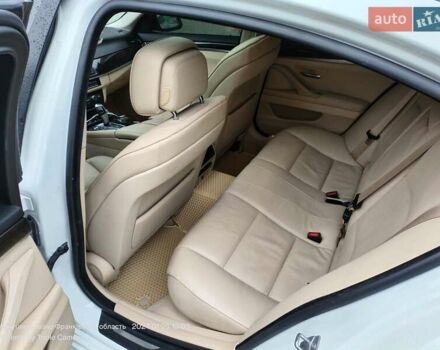 Білий БМВ 5 Серія, об'ємом двигуна 2 л та пробігом 211 тис. км за 12900 $, фото 8 на Automoto.ua