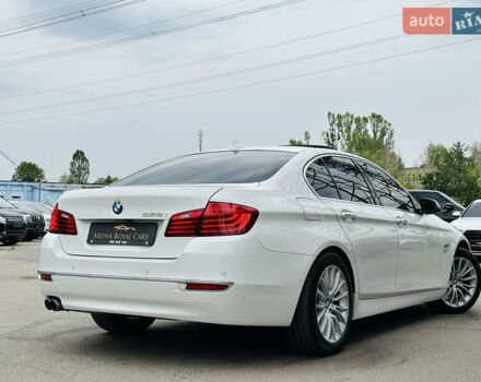 Белый БМВ 5 Серия, объемом двигателя 2 л и пробегом 161 тыс. км за 17000 $, фото 1 на Automoto.ua