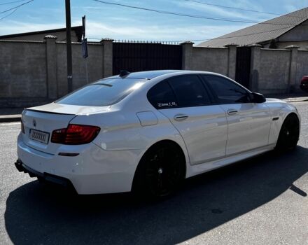 Белый БМВ 5 Серия, объемом двигателя 3 л и пробегом 193 тыс. км за 24000 $, фото 6 на Automoto.ua