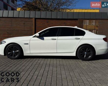 БМВ 5 Серия 2013 в Одессе на Automoto.ua Белый БМВ 5 Серия, объемом двигателя 2 л и пробегом 187 тыс. км за 15500 $, фото 3 на Automoto.ua