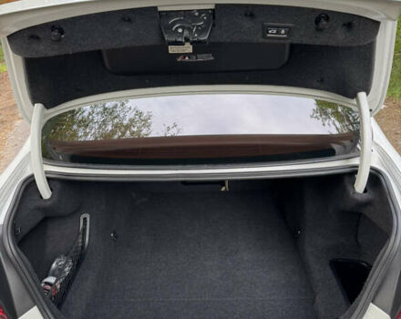 Белый БМВ 5 Серия, объемом двигателя 2 л и пробегом 196 тыс. км за 14300 $, фото 9 на Automoto.ua