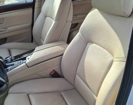 Белый БМВ 5 Серия, объемом двигателя 2.99 л и пробегом 150 тыс. км за 21000 $, фото 13 на Automoto.ua
