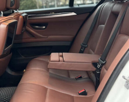 Белый БМВ 5 Серия, объемом двигателя 2.98 л и пробегом 262 тыс. км за 15500 $, фото 25 на Automoto.ua