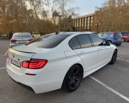 БМВ 5 Серия 2013 в Кривом Роге на Automoto.ua Белый БМВ 5 Серия, объемом двигателя 2 л и пробегом 260 тыс. км за 13500 $, фото 2 на Automoto.ua