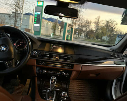 Белый БМВ 5 Серия, объемом двигателя 2 л и пробегом 235 тыс. км за 13700 $, фото 15 на Automoto.ua