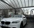 Белый БМВ 5 Серия, объемом двигателя 3 л и пробегом 206 тыс. км за 16800 $, фото 1 на Automoto.ua